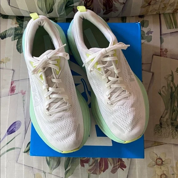 Hoka W Bondi 8 White & Lime Sneakers Women’s 9.5 - Picture 2 of 13
